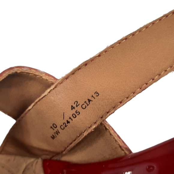B.O.C Born Slingback Fire‎ Engine Red Patent Leather Wedge 10 Women's Sandals - Picture 8 of 10